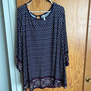 Women’s Emerald top